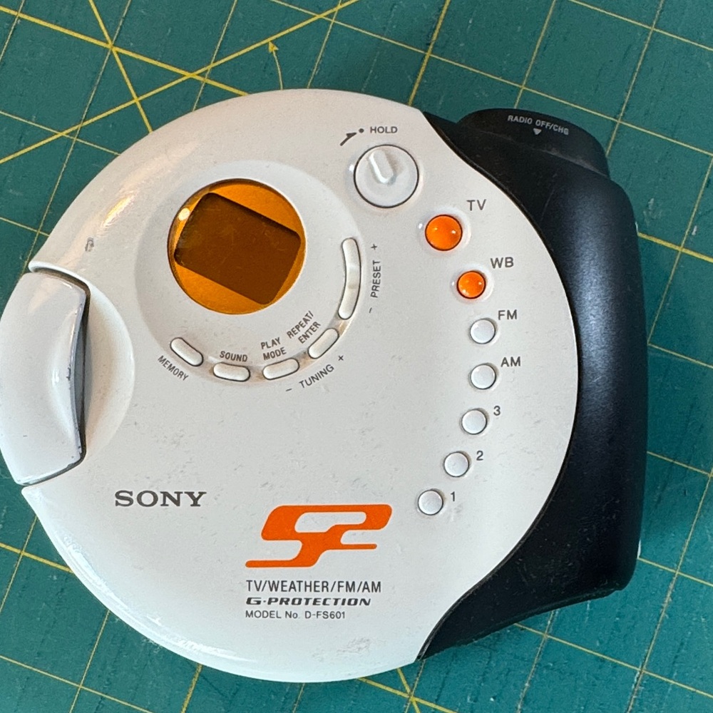 Sony White and Black Portable Radio/ CD